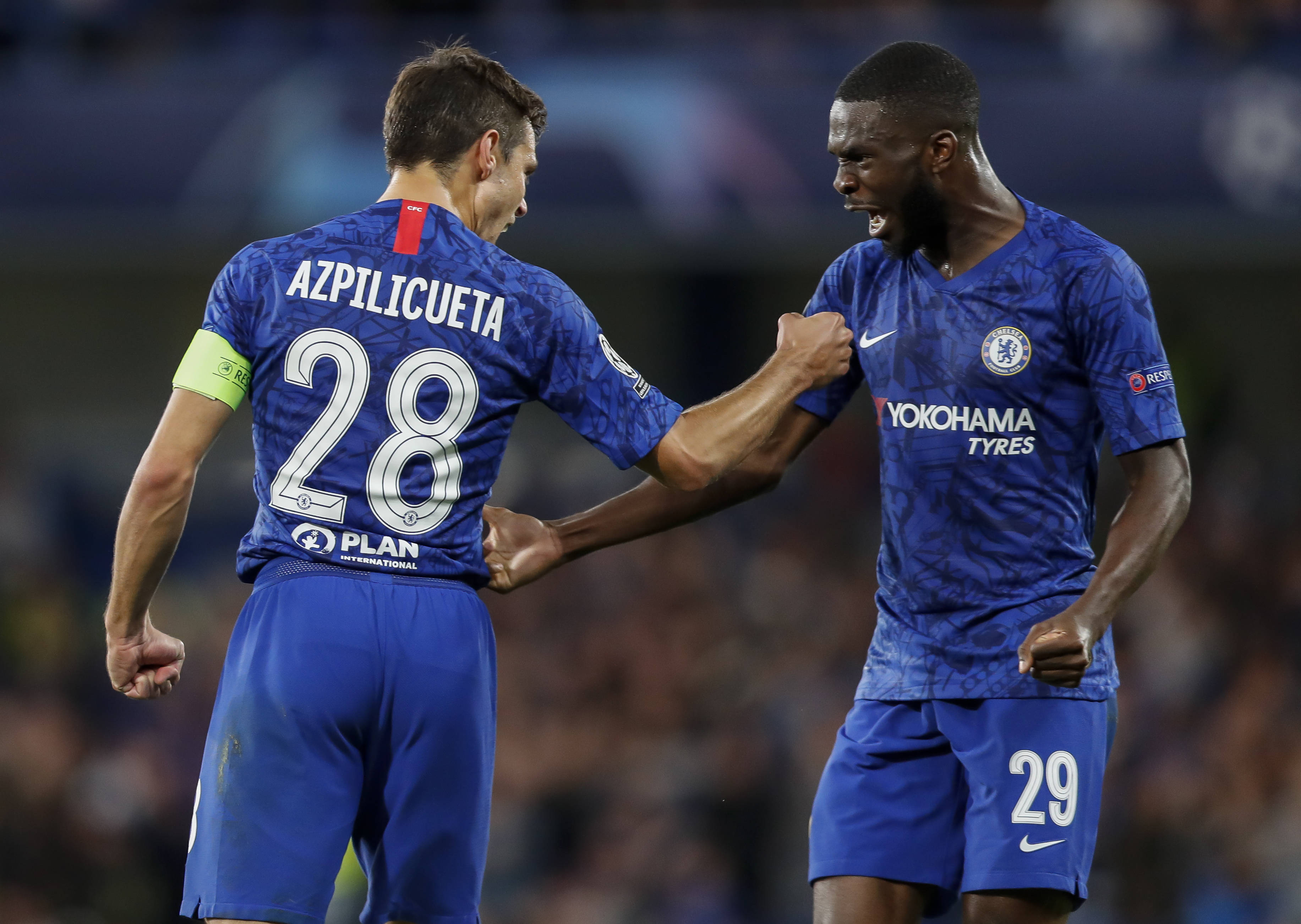 九游娱乐官方网站-曼联客场被绝平，与哈德斯菲尔德握手言和的简单介绍