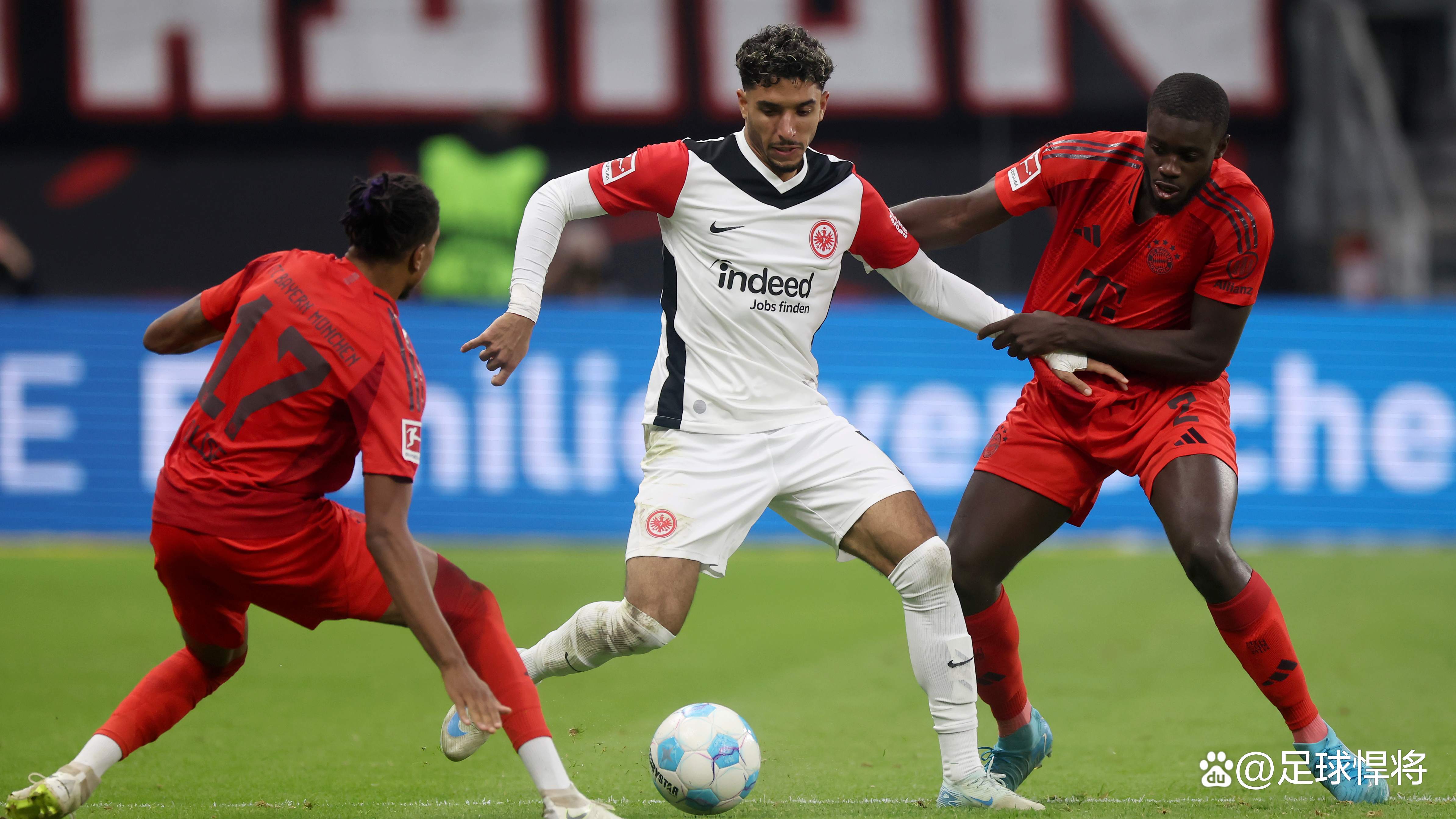 包含拜仁慕尼黑豪取6连胜，轻松晋级的词条