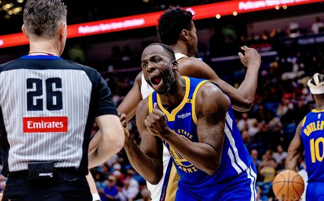 勇士队面临比赛中的重大伤病困扰的简单介绍