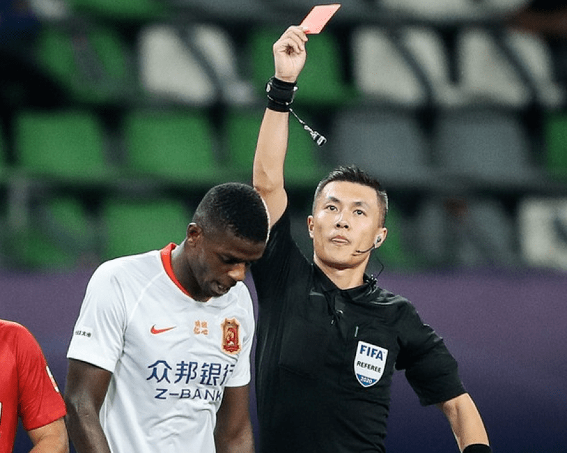 包含河北华夏幸福主场力克武汉卓尔，保持升班马霸气的词条