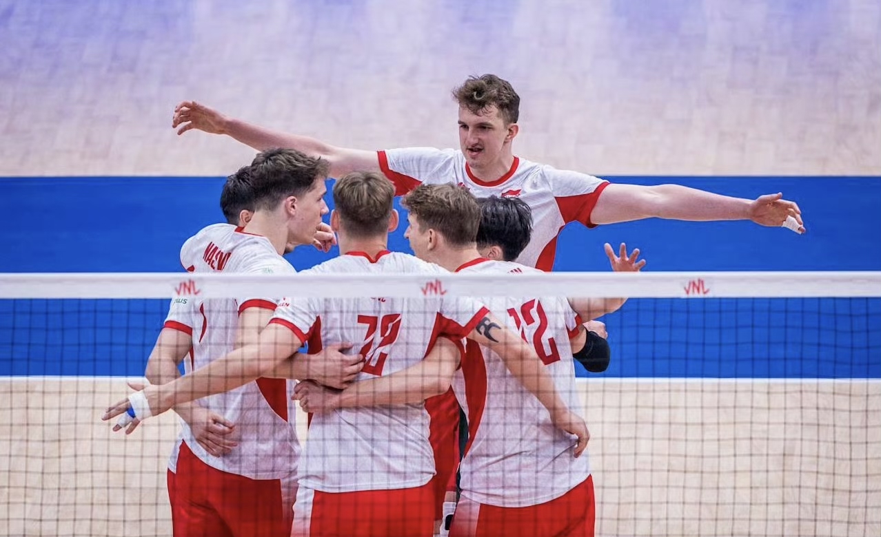 波兰横扫斯洛伐克，晋级欧锦赛强