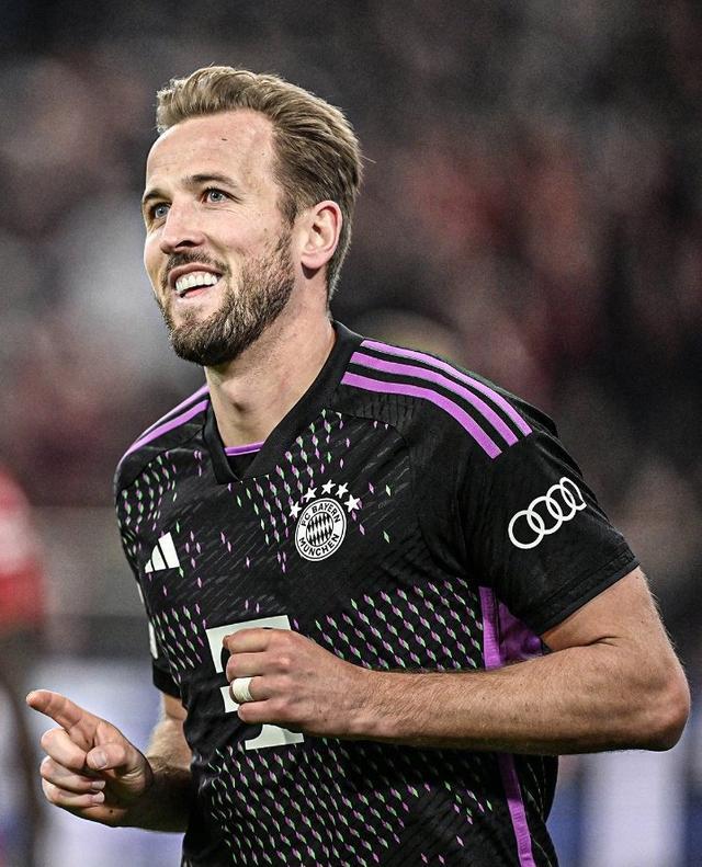 巴西翻盘巴黎，凯恩惊艳四座