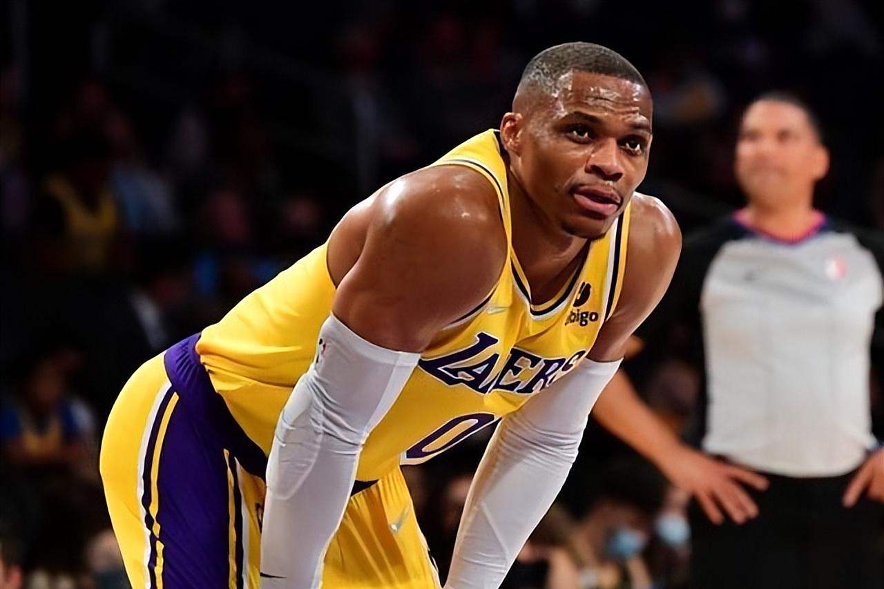 九游娱乐入口-雷霆力克国王，布克高光表现