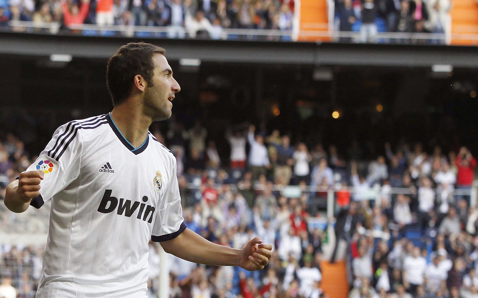 劳塔罗存在感拉满,卡塔尔世界杯上掀翻加纳的战术启示