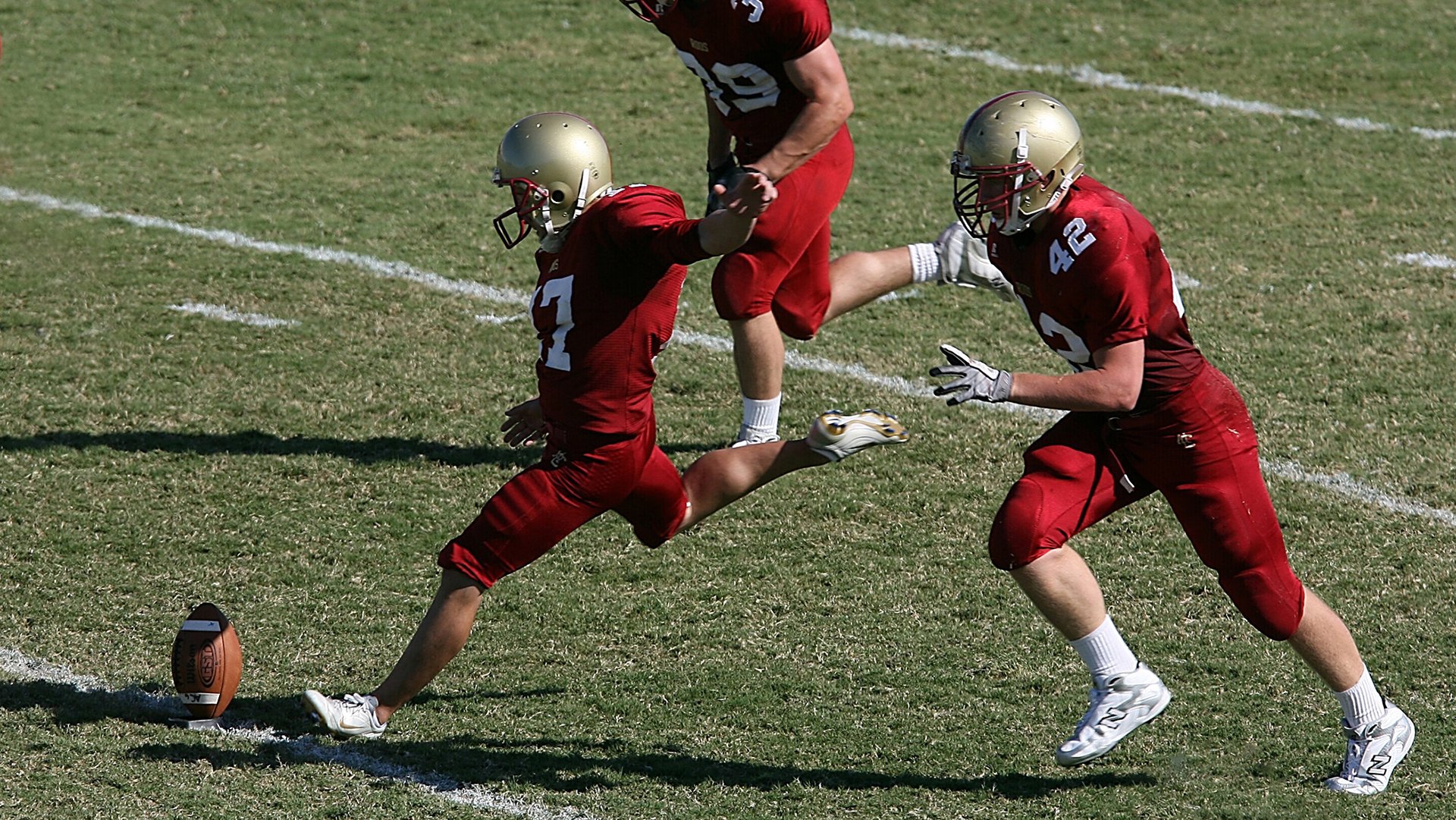 马琳的战术魔法,日本队逆境翻盘韩国,诠释足球的不可预测之美
